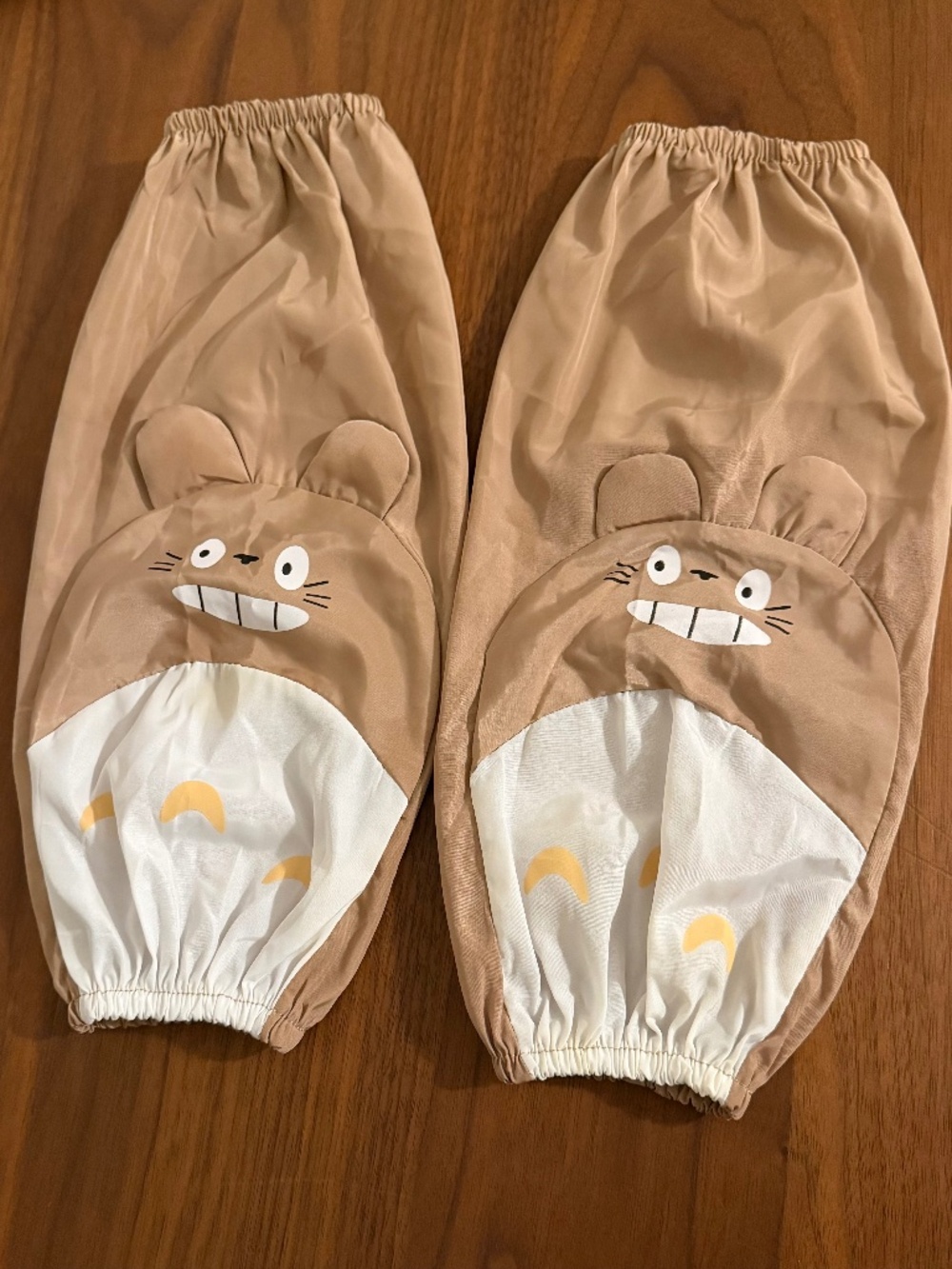 NWOT Cute Totoro Anime Character Sleeve Protectors Brown